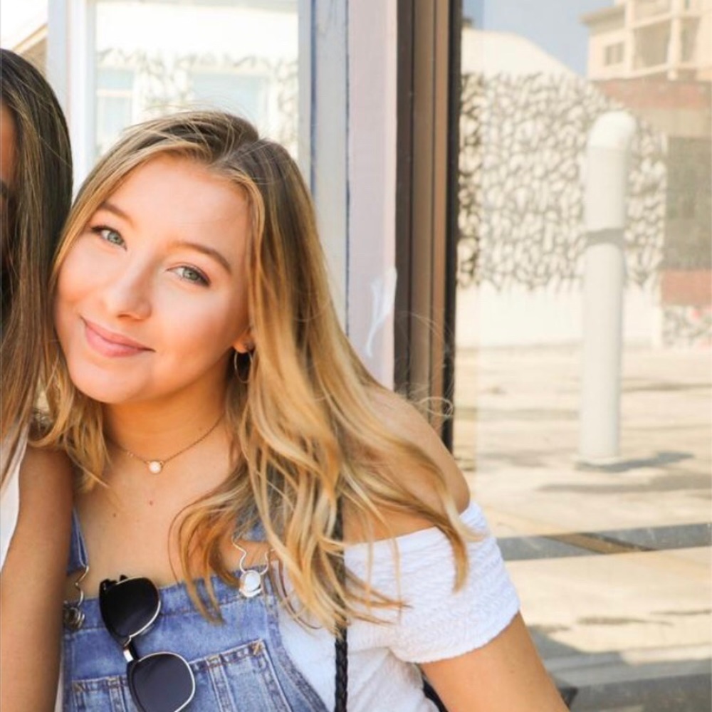 Meet your Posher, Aimee